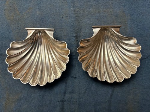 Piatti conchiglia piedini